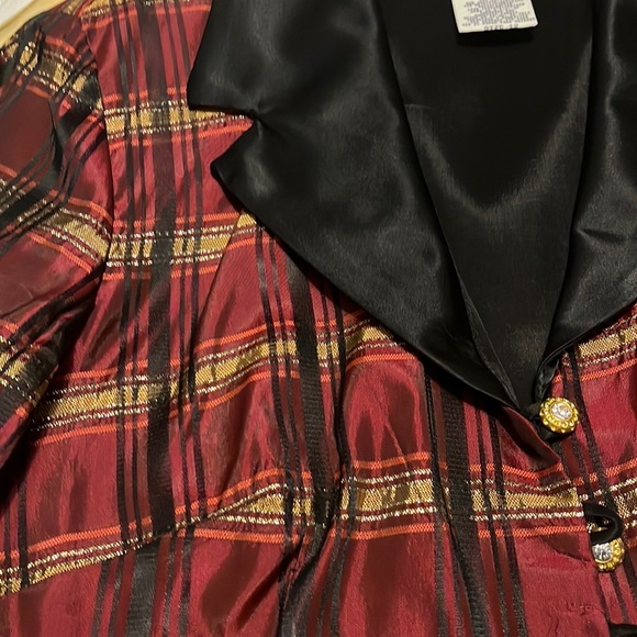 Beautiful J R Nites fancy button up top size 12 deep red, black and gold plaid - Picture 4 of 8